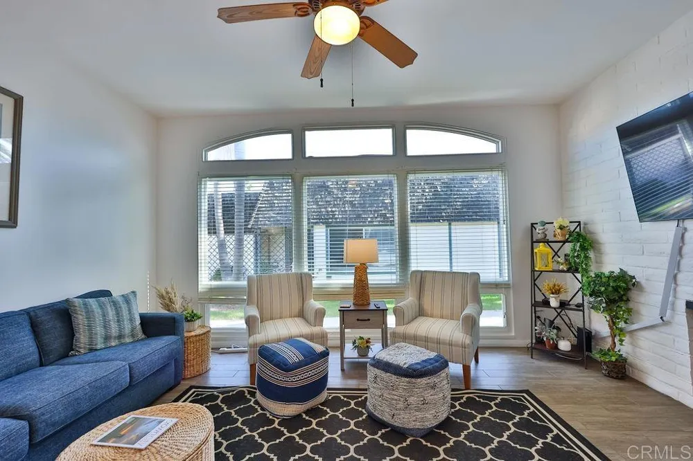 79 half moon bend Coronado, CA 92118