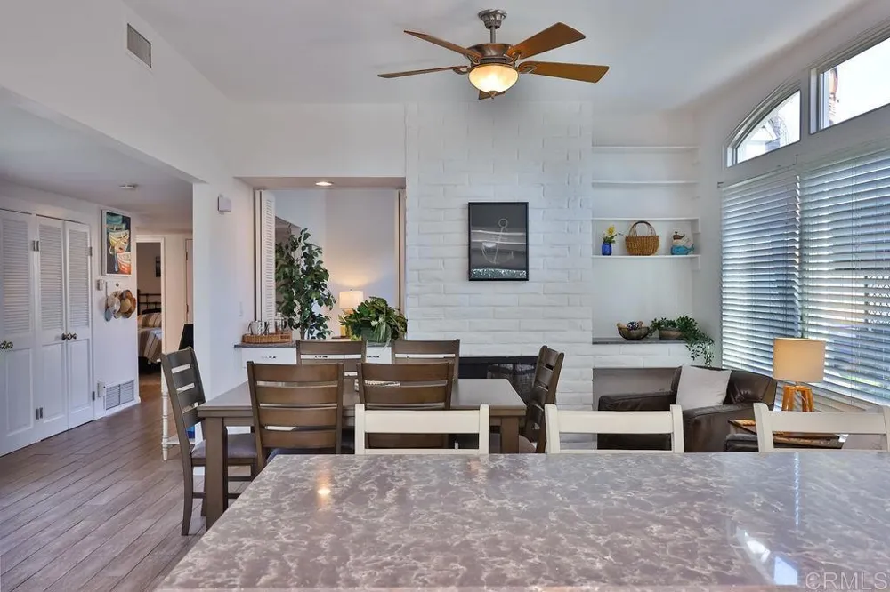79 half moon bend Coronado, CA 92118