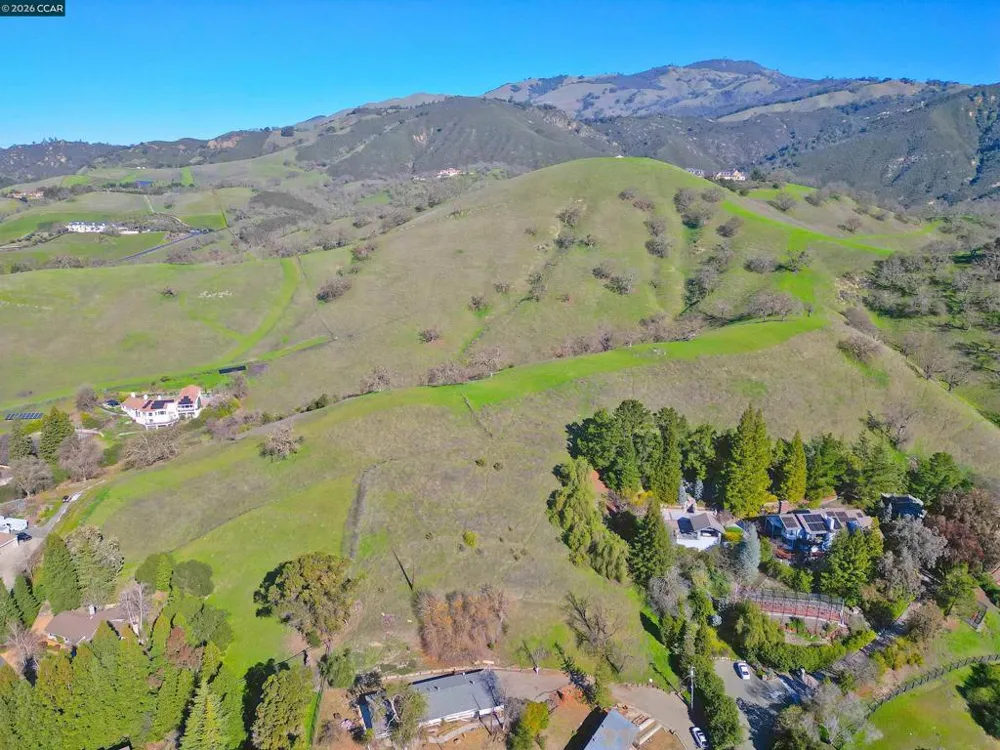 2590 Caballo Ranchero Dr Diablo, CA 94528