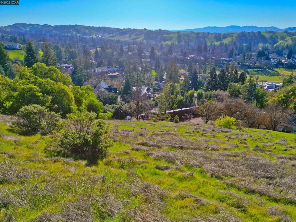 2590 Caballo Ranchero Dr Diablo, CA 94528
