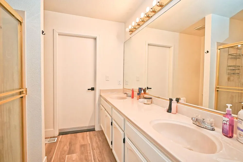 2073 Sand Point Rd Discovery Bay, CA 94505