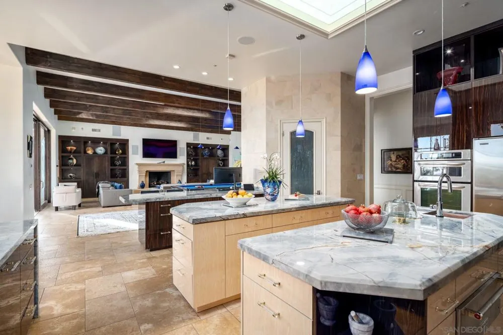 6565 Calle Reina Rancho Santa Fe, CA 92067