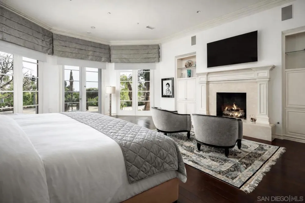 6565 Calle Reina Rancho Santa Fe, CA 92067