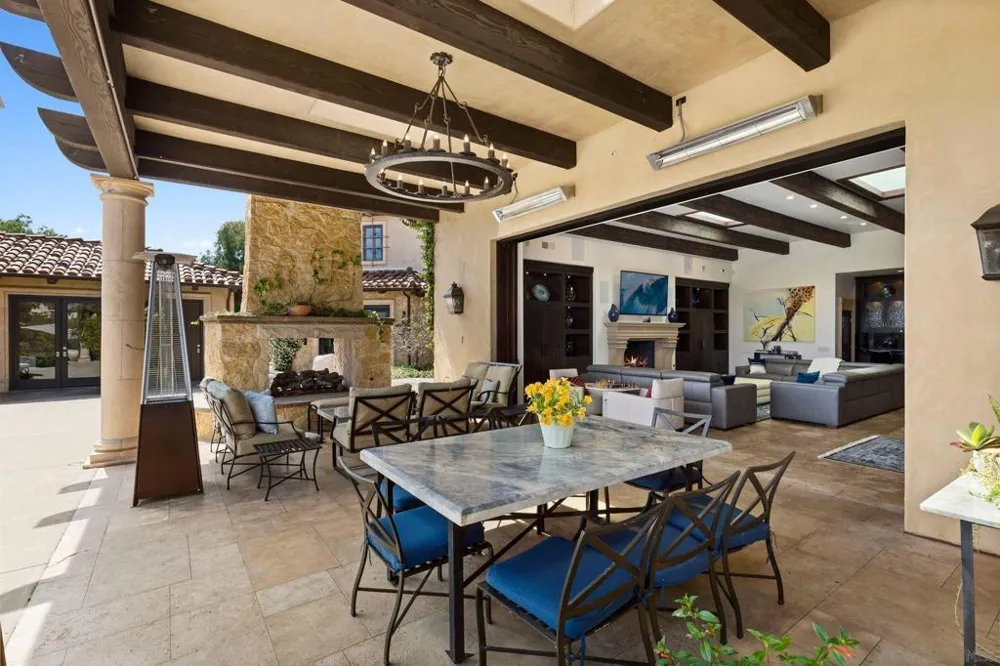 6565 Calle Reina Rancho Santa Fe, CA 92067