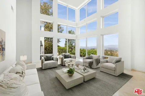 14435 Mulholland Drive