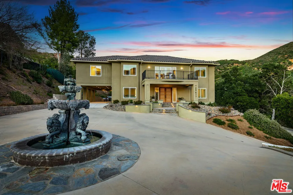 29677 Mulholland Highway Agoura Hills, CA 91301