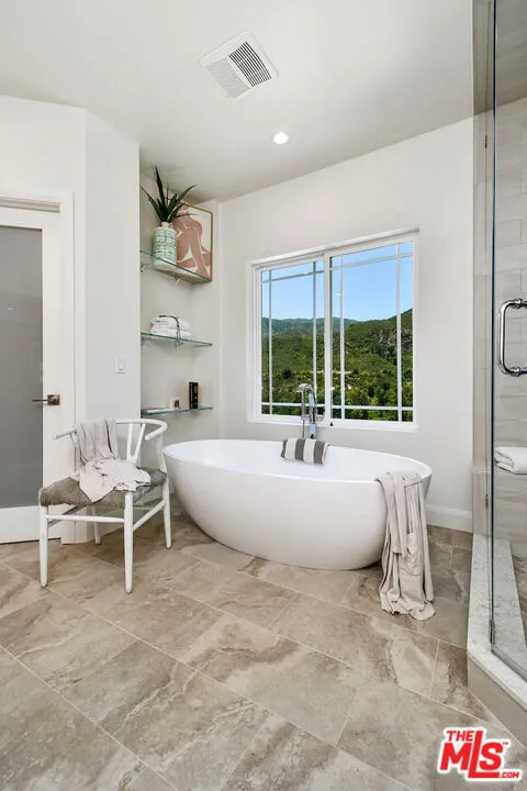29677 Mulholland Highway Agoura Hills, CA 91301
