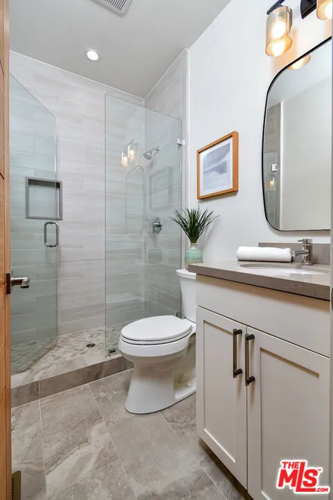 29677 Mulholland Highway Agoura Hills, CA 91301