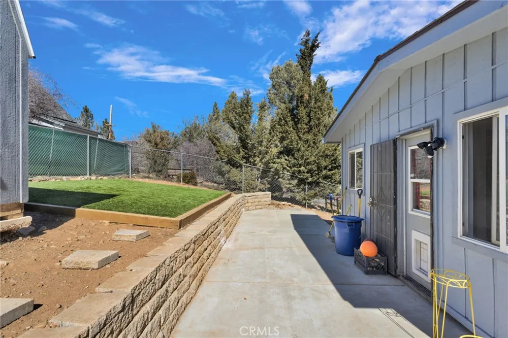 150 Los Angeles Sugarloaf, CA 92386