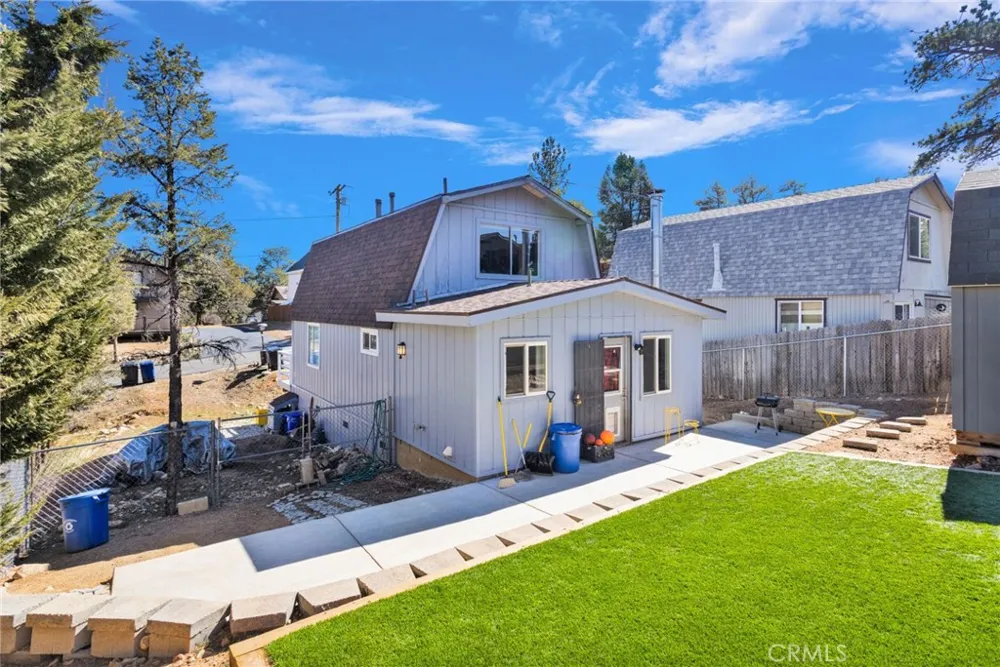 150 Los Angeles Sugarloaf, CA 92386