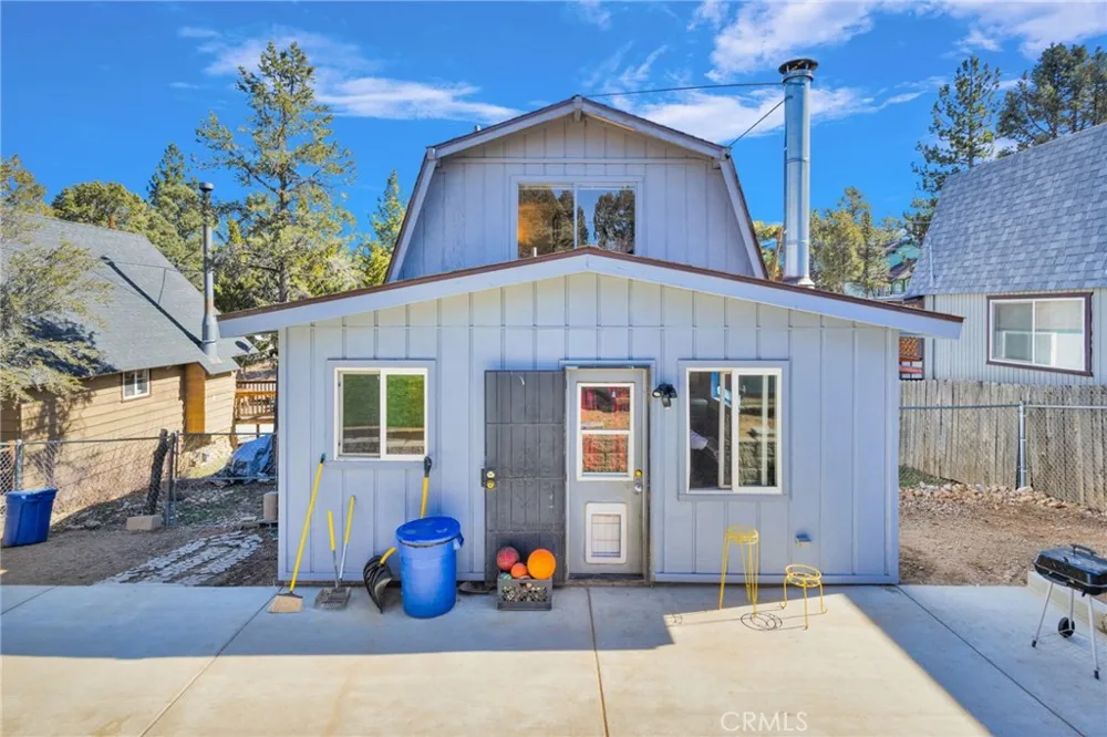 150 Los Angeles Sugarloaf, CA 92386