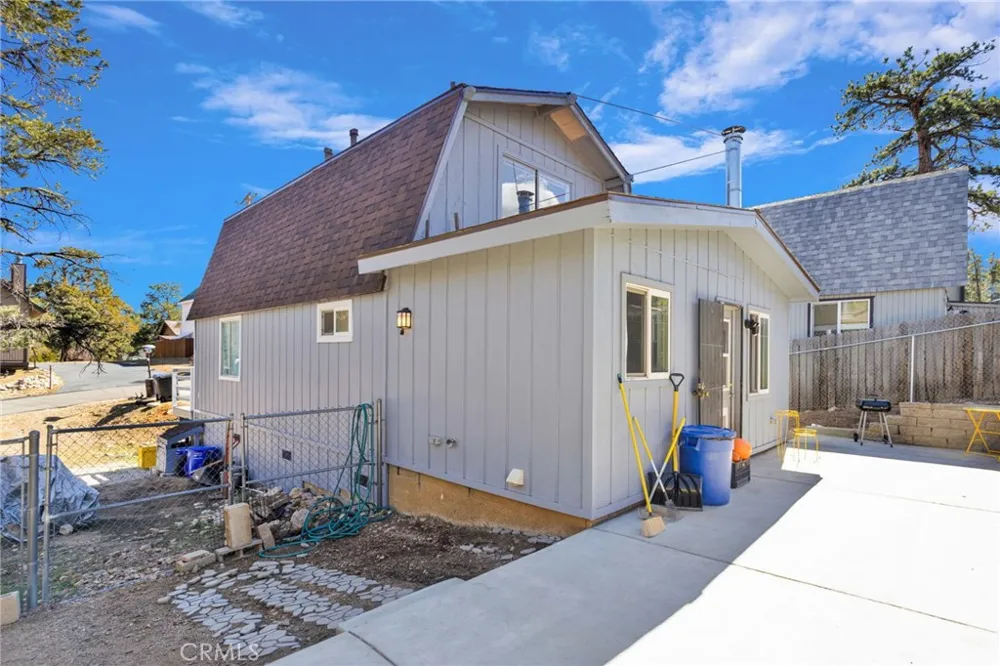 150 Los Angeles Sugarloaf, CA 92386