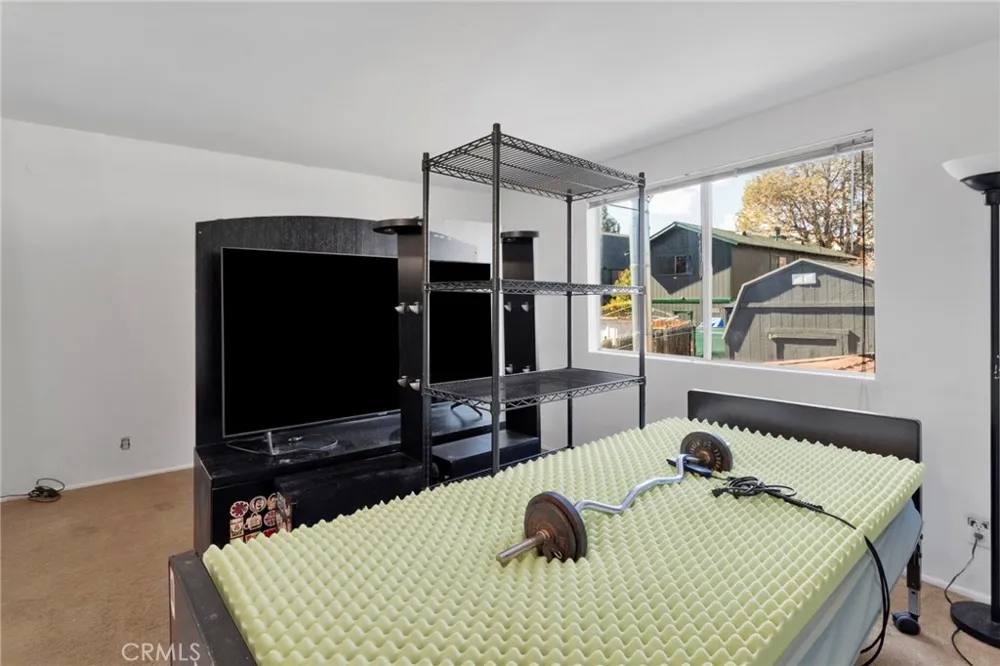 150 Los Angeles Sugarloaf, CA 92386