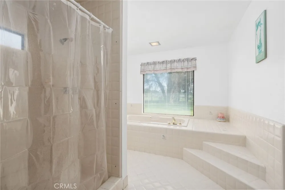 39500 Millwood #C Woodlake, CA 93286