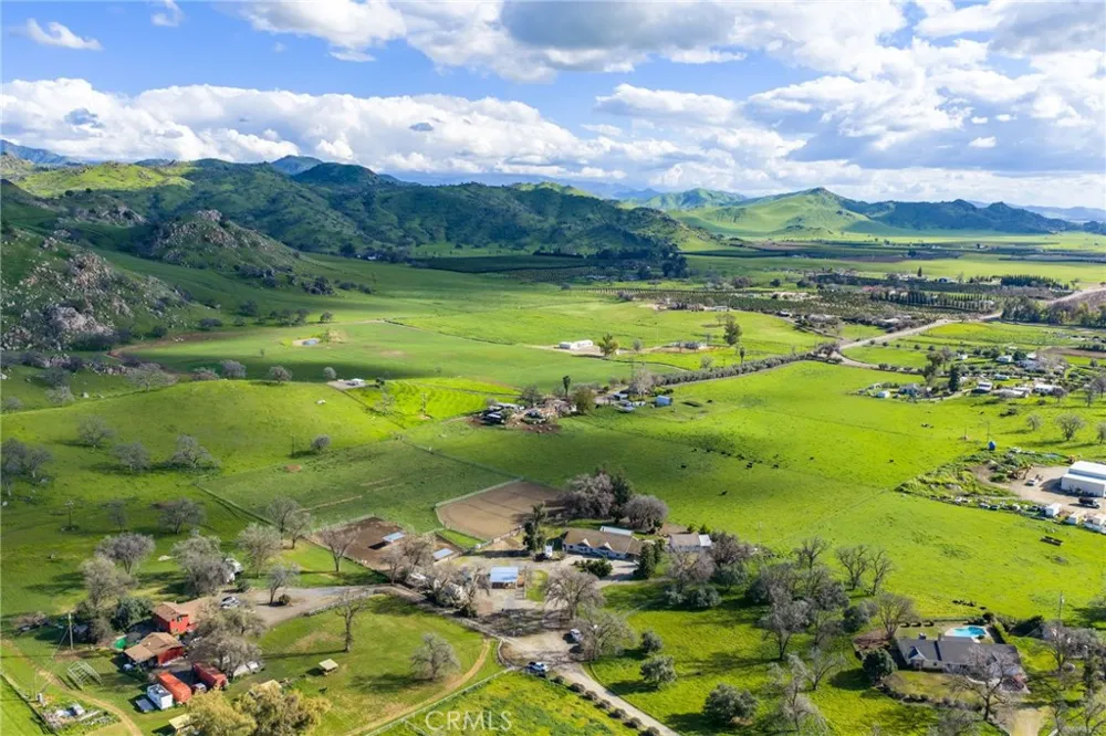 39500 Millwood #C Woodlake, CA 93286