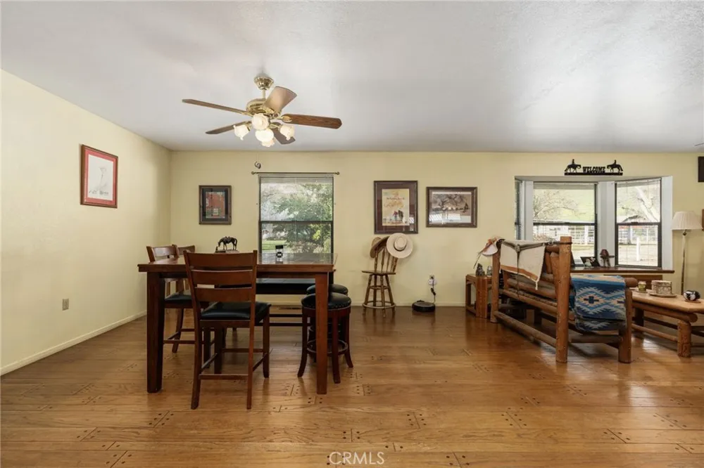 39500 Millwood #C Woodlake, CA 93286