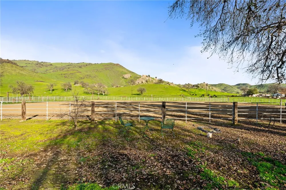 39500 Millwood #C Woodlake, CA 93286