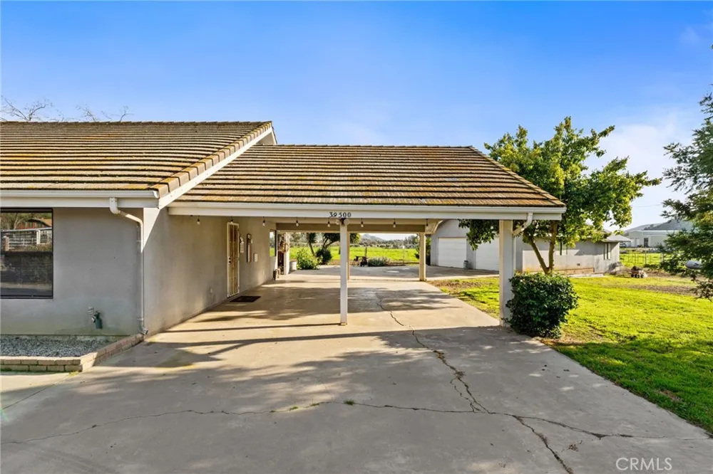 39500 Millwood #C Woodlake, CA 93286