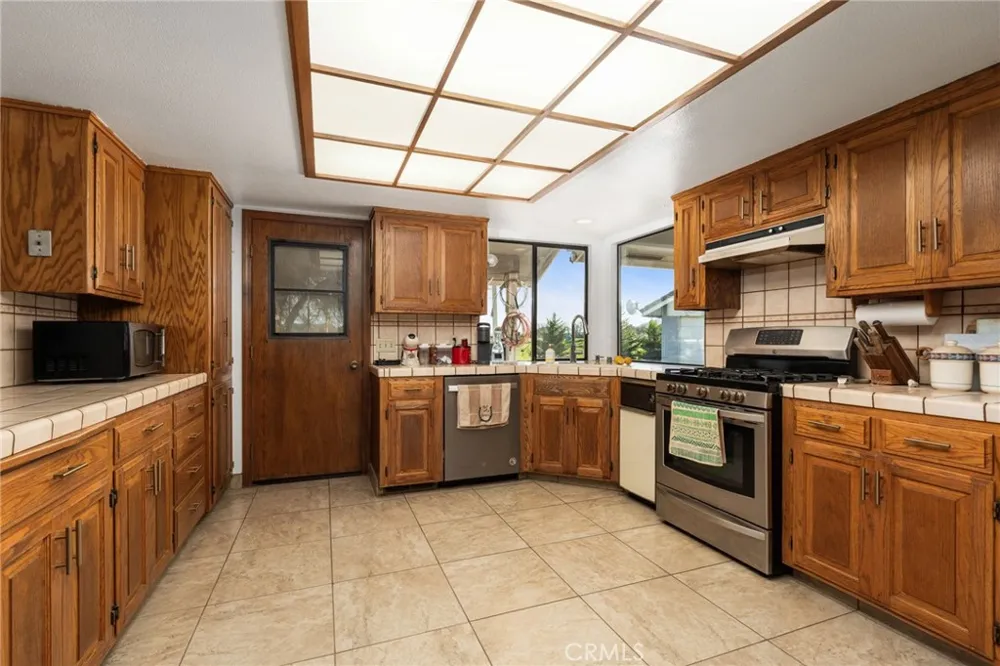 39500 Millwood #C Woodlake, CA 93286