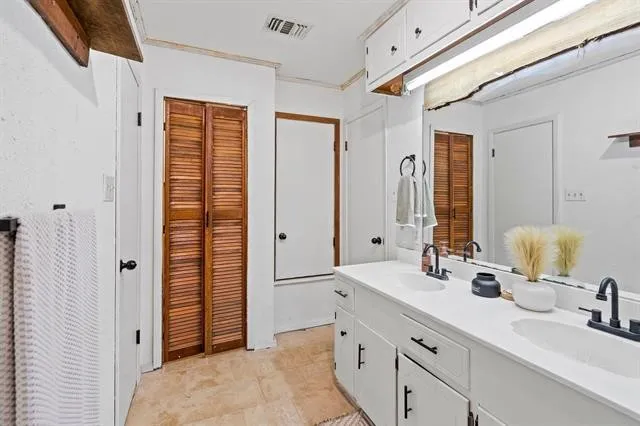 2585 Fm 250 Hughes Springs, TX 75656