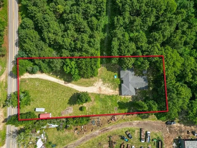 2585 Fm 250 Hughes Springs, TX 75656