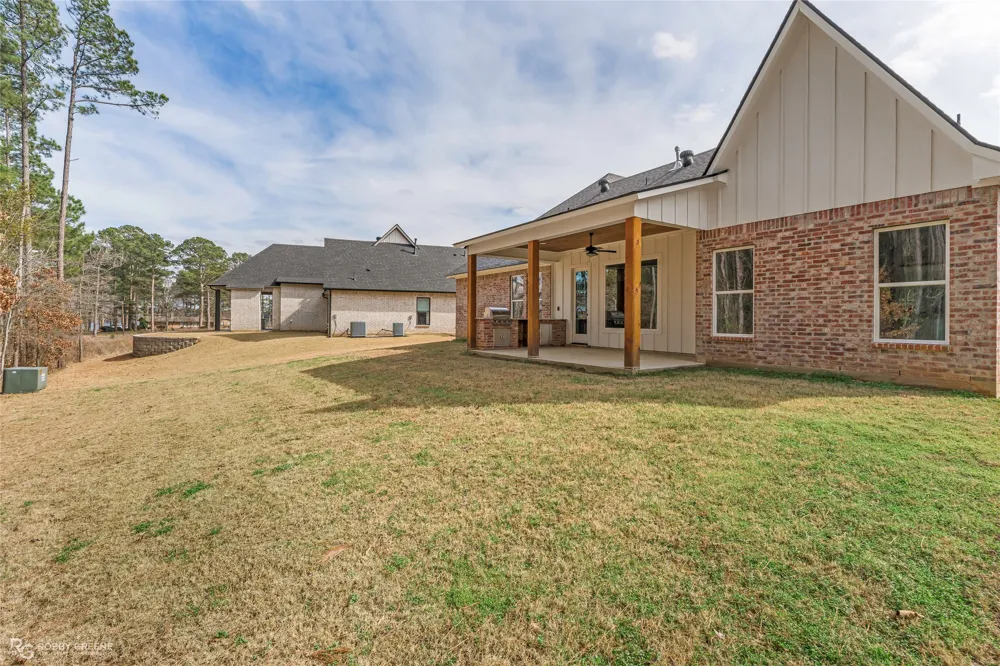 53 Turtle Creek Drive Benton, LA 71006