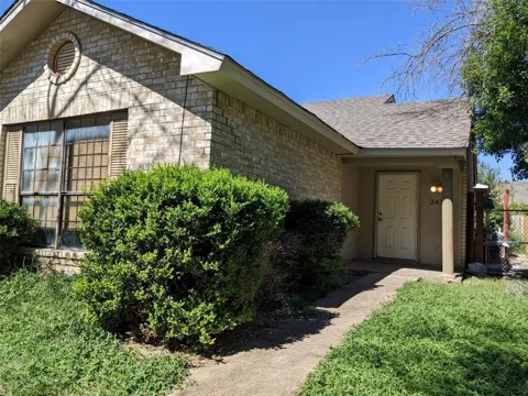 2433 Limestone Drive