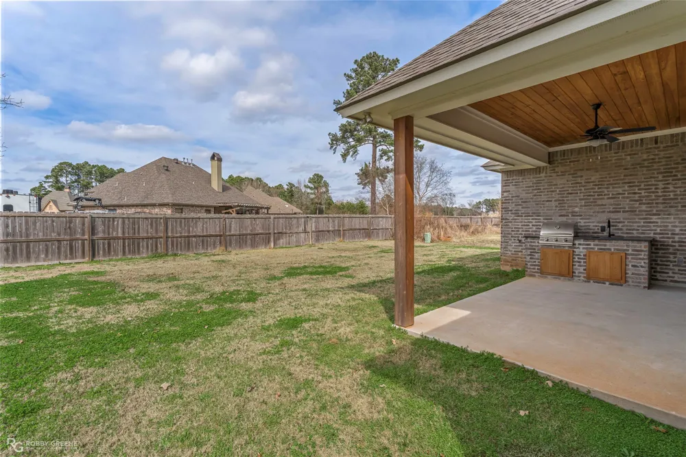 23 Turtle Creek Drive Benton, LA 71006