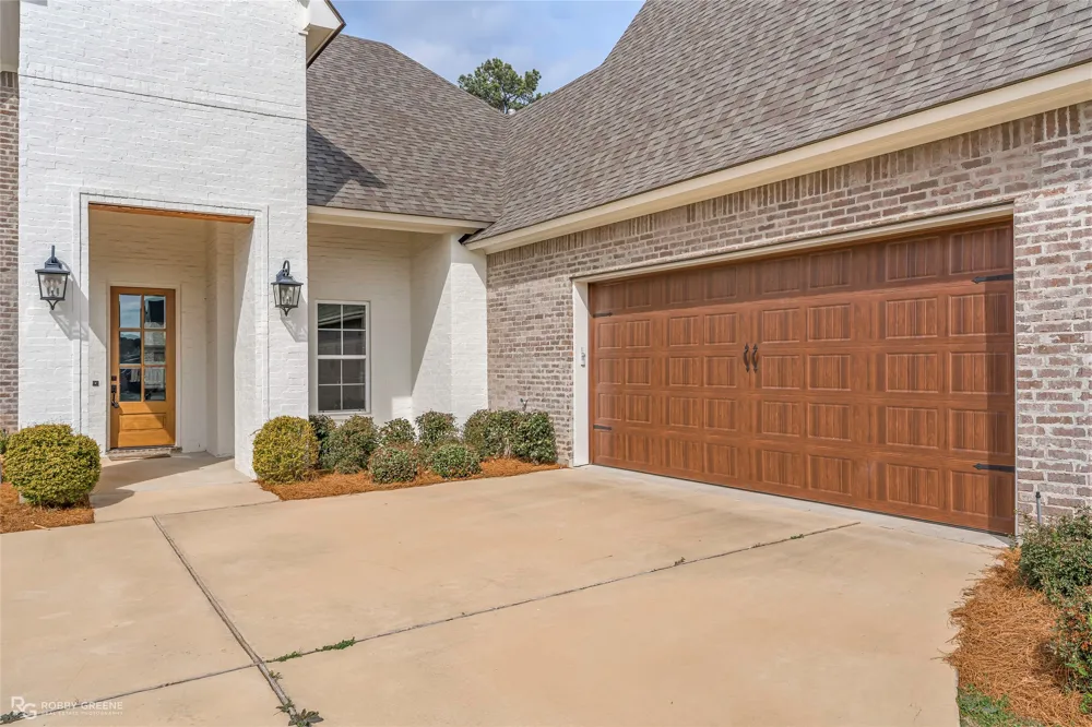 23 Turtle Creek Drive Benton, LA 71006
