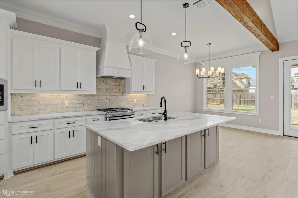 23 Turtle Creek Drive Benton, LA 71006