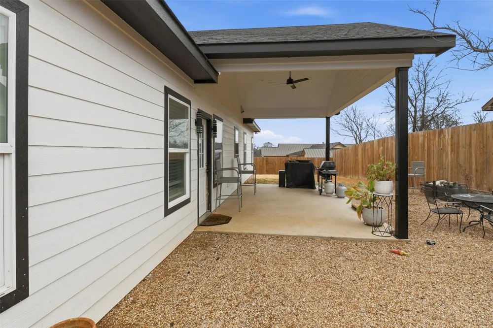1515 Valley High Lane Granite Shoals, TX 78654
