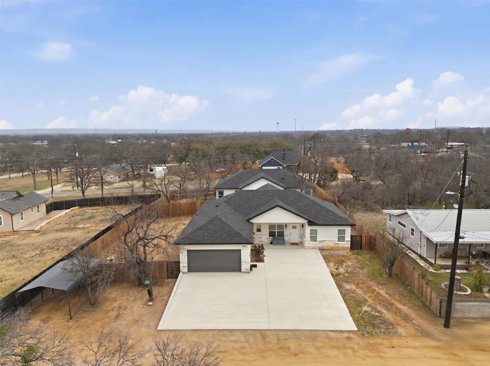 1515 Valley High Lane Granite Shoals, TX 78654