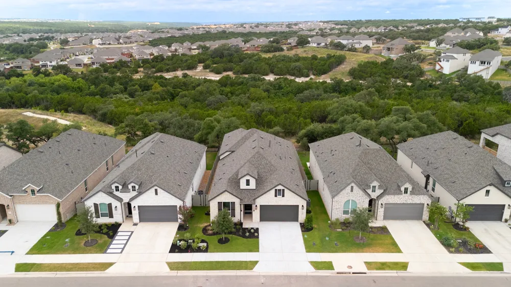 1700 Crimson Sunset Drive Georgetown, TX 78628