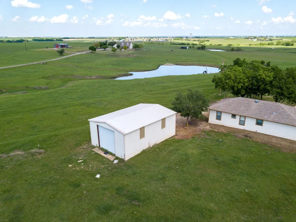 200 County Road 160 Road Taylor, TX 76574