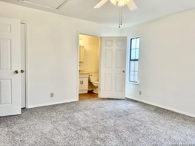15430 S Main Lytle, TX 78052