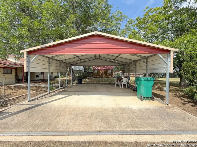 15430 S Main Lytle, TX 78052
