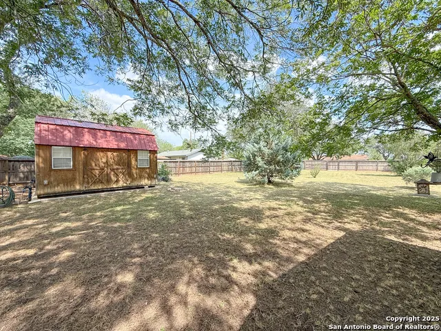 15430 S Main Lytle, TX 78052