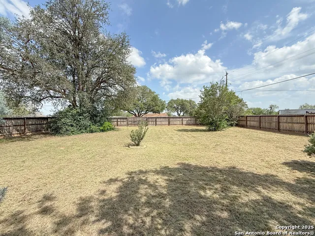 15430 S Main Lytle, TX 78052