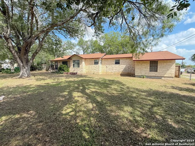 15430 S Main Lytle, TX 78052