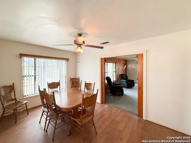 15430 S Main Lytle, TX 78052
