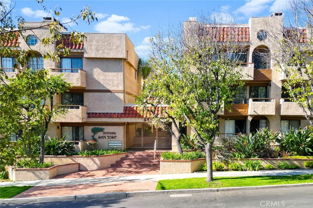 441 E San Jose #111 Burbank, CA 91501
