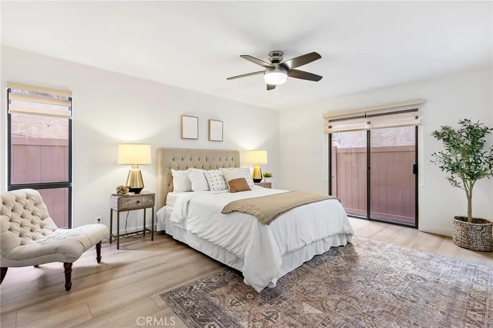 441 E San Jose #111 Burbank, CA 91501