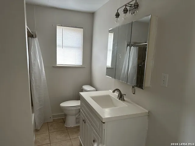 426 Carrizo Hill Carrizo Springs, TX 78834