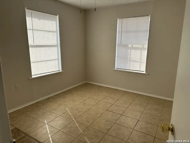 426 Carrizo Hill Carrizo Springs, TX 78834