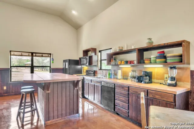 723 Tierra Linda Concan, TX 78838