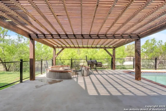 723 Tierra Linda Concan, TX 78838