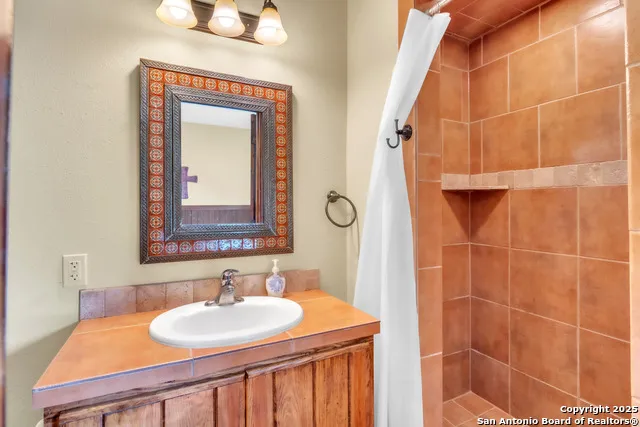 723 Tierra Linda Concan, TX 78838