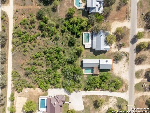 723 Tierra Linda Concan, TX 78838