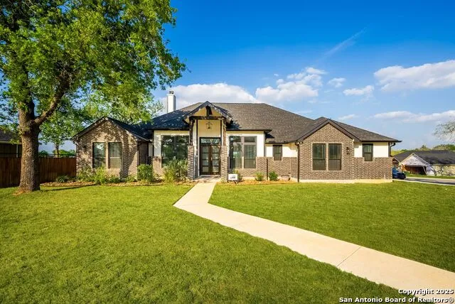132 Ash Parkway La Vernia, TX 78121
