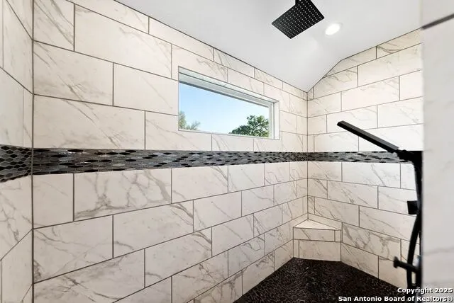 132 Ash Parkway La Vernia, TX 78121